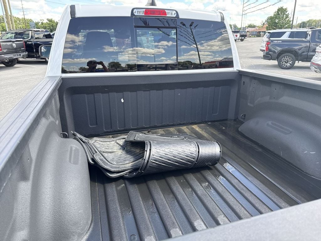 Pre-Owned 2022 Ram 1500 Limited - photo - 16