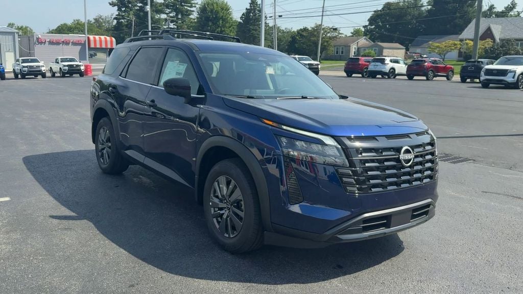 New 2026 Nissan Pathfinder SV - photo - 8