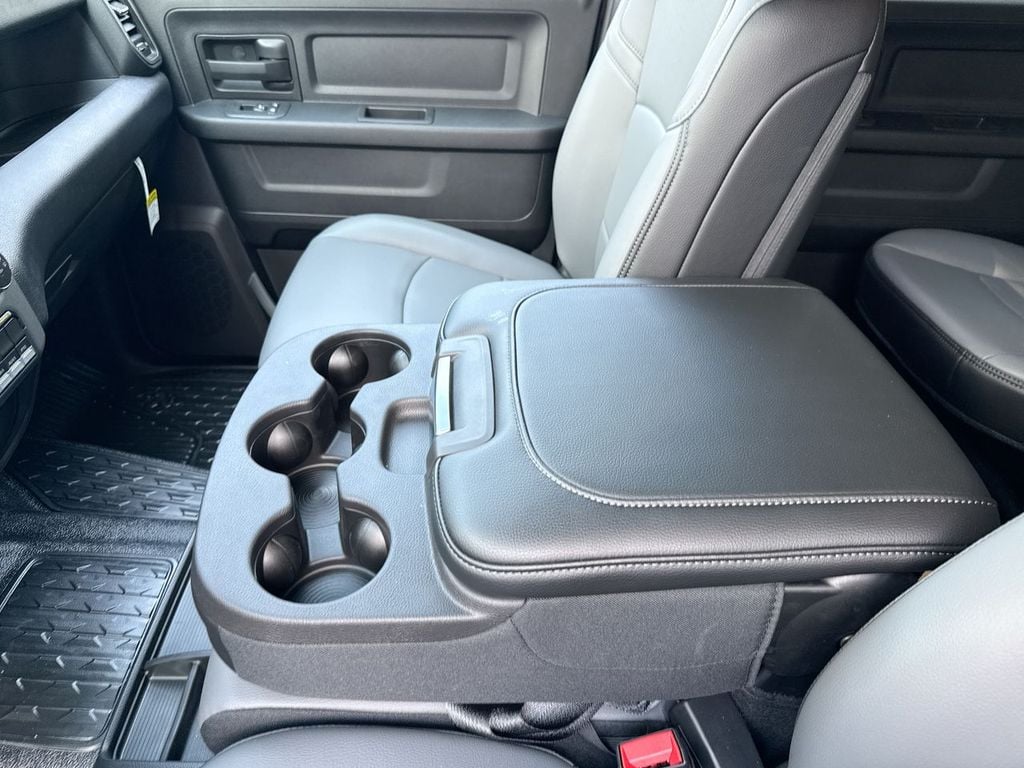 New 2026 Ram 4500HD Tradesman - photo - 23