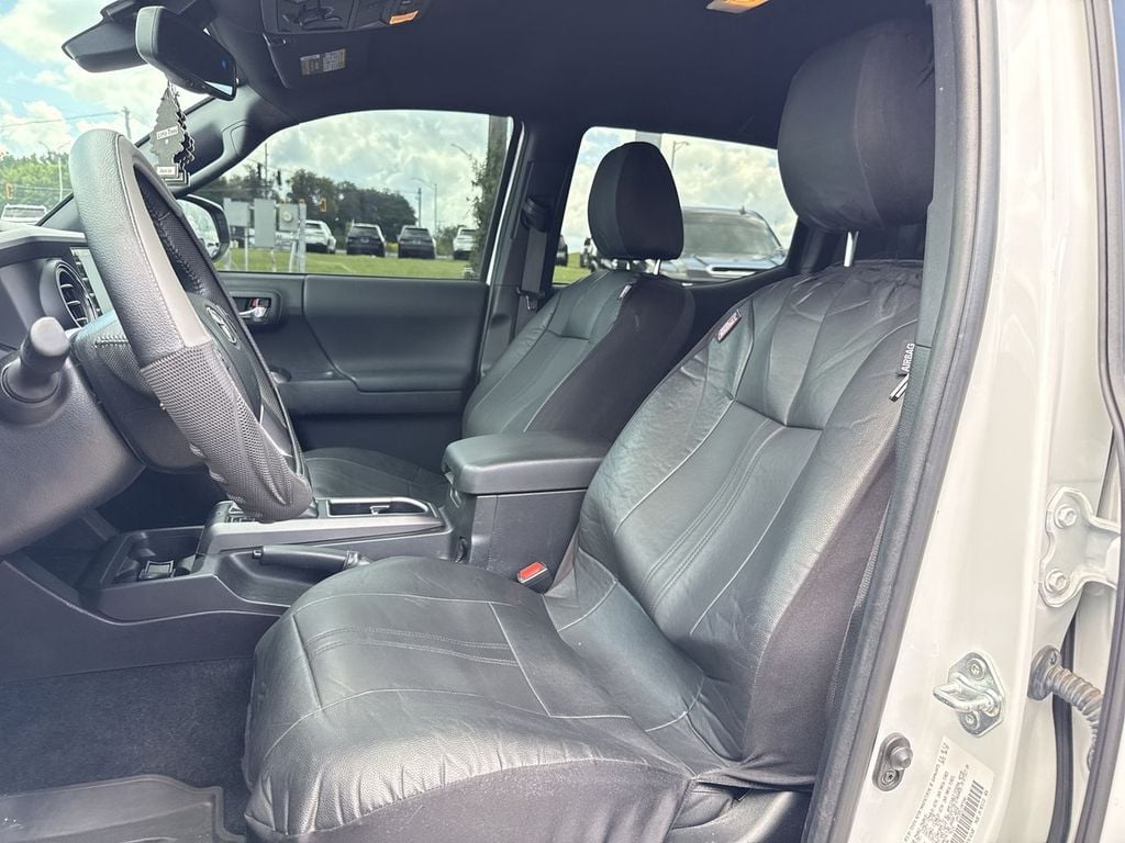 Pre-Owned 2022 Toyota Tacoma TRD Off-Road - photo - 20