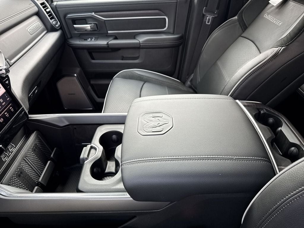 New 2026 Ram 2500 Laramie - photo - 24
