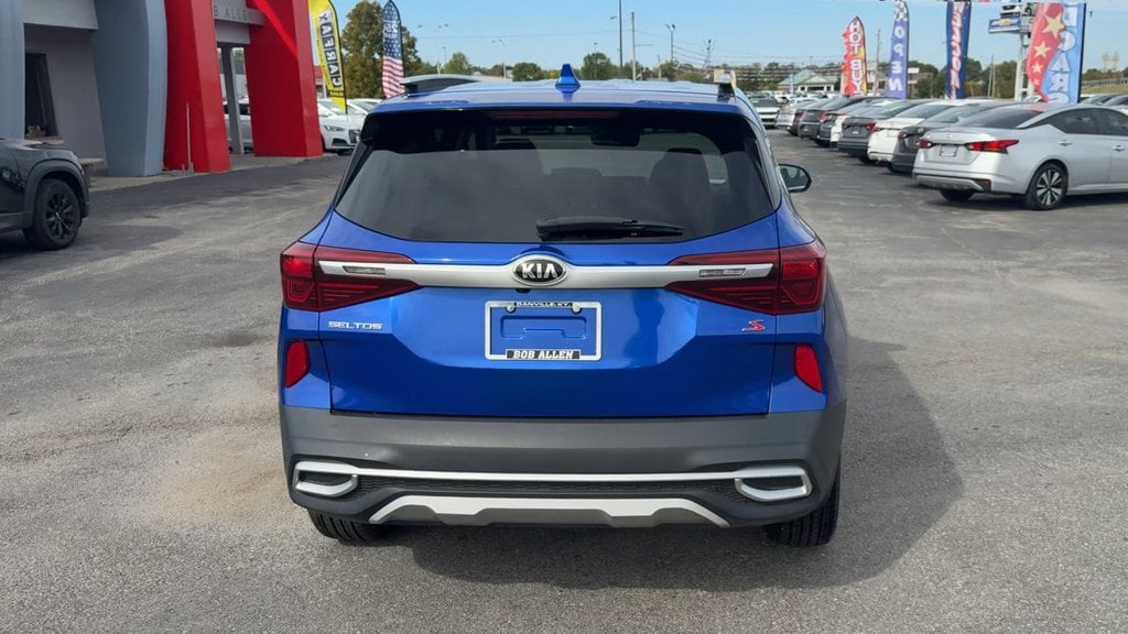 Pre-Owned 2021 Kia Seltos S - photo - 5