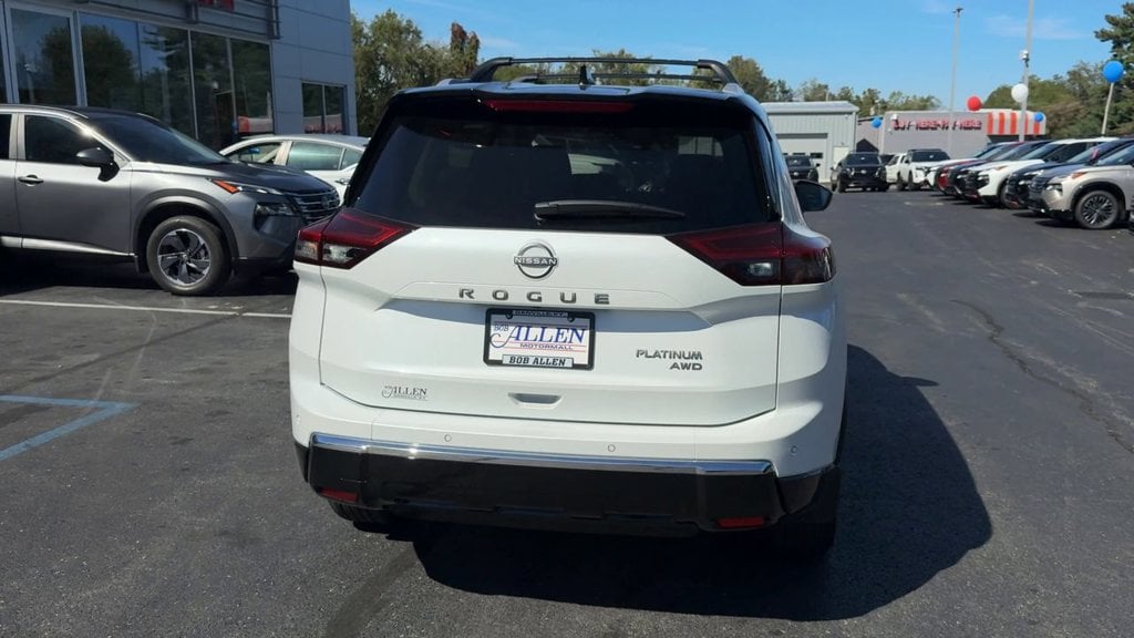 New 2026 Nissan Rogue Platinum - photo - 5