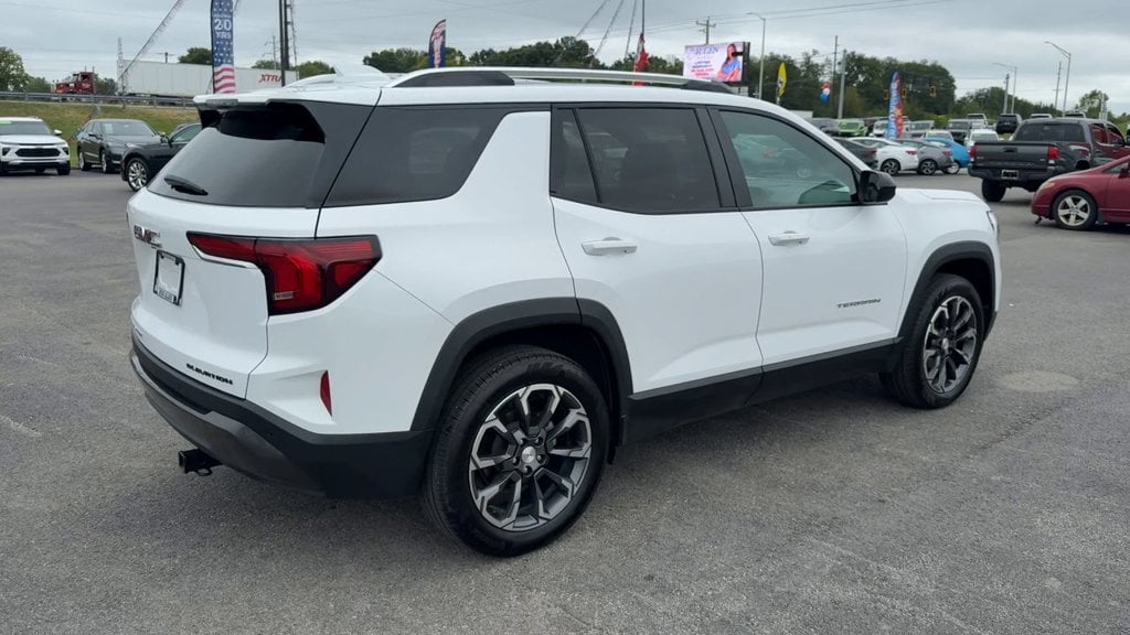 Pre-Owned 2025 GMC Terrain Elevation - photo - 6