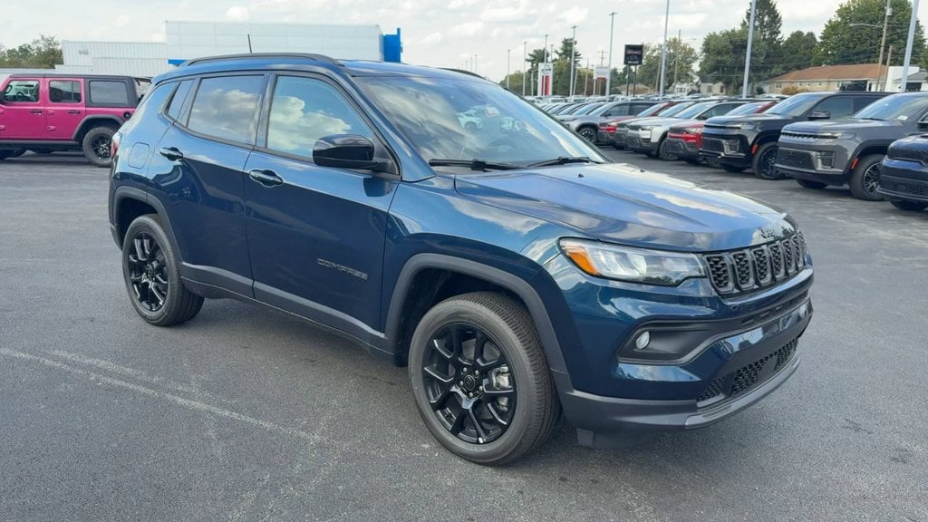 New 2026 Jeep Compass Latitude - photo - 8
