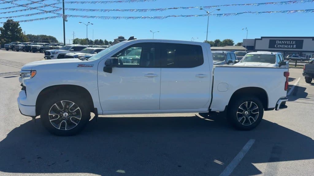 Pre-Owned 2023 Chevrolet Silverado 1500 RST - photo - 2