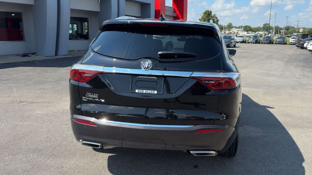 Pre-Owned 2023 Buick Enclave Essence - photo - 5