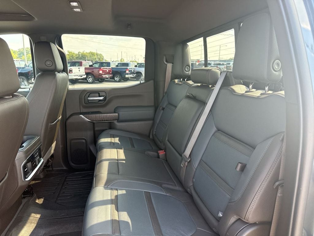 Pre-Owned 2019 GMC Sierra 1500 Denali - photo - 10