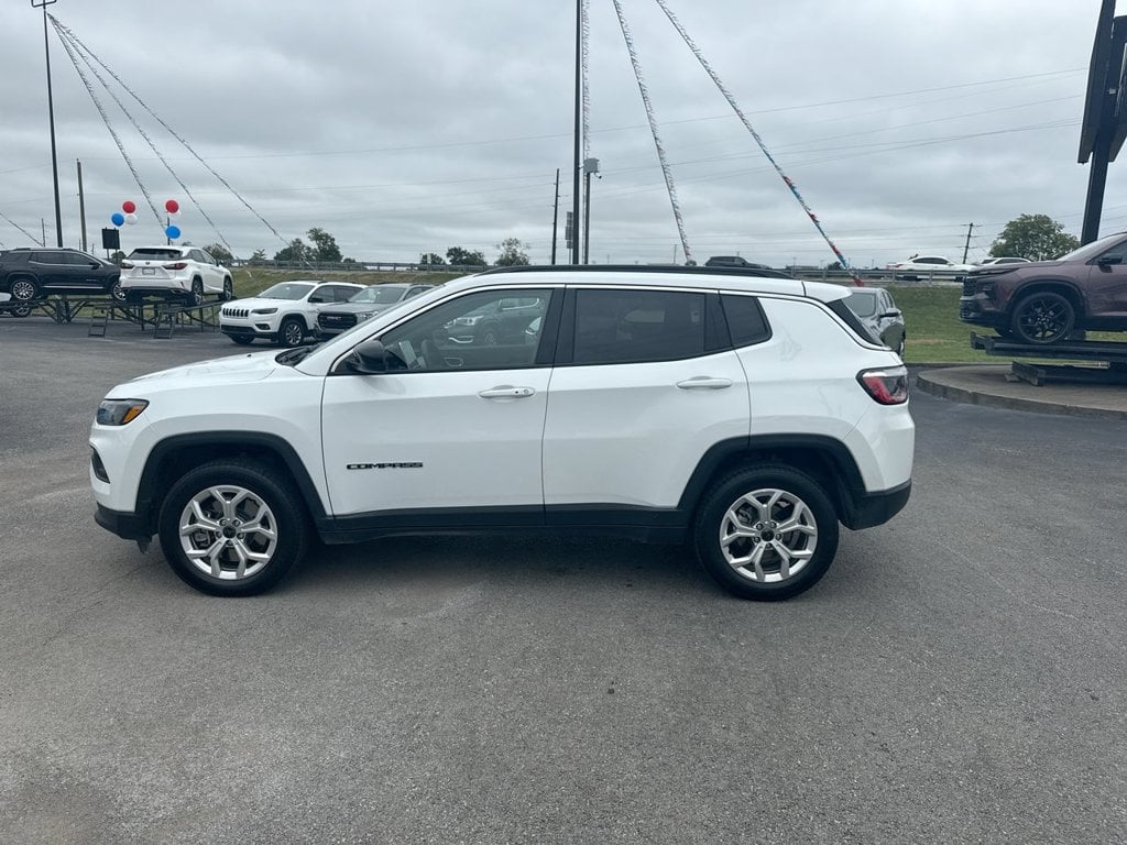 Pre-Owned 2025 Jeep Compass Latitude - photo - 10