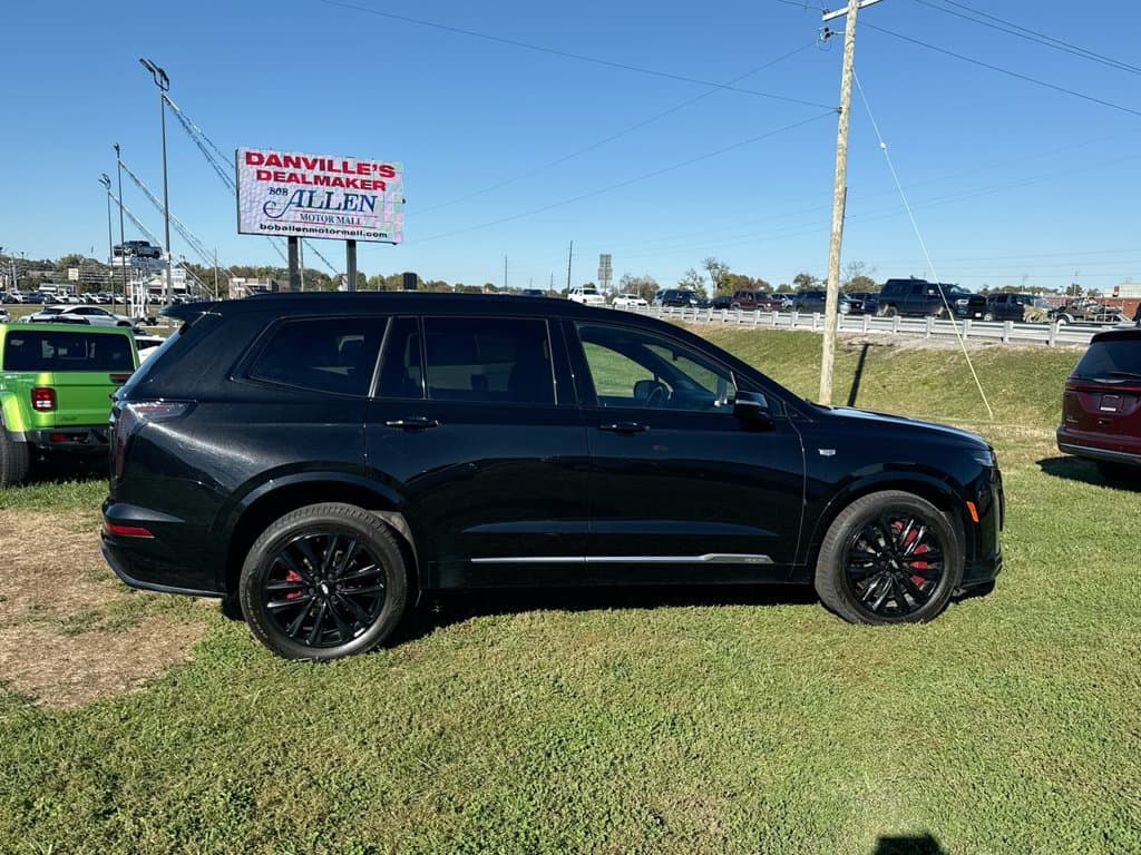 Pre-Owned 2023 Cadillac XT6 Sport - photo - 13