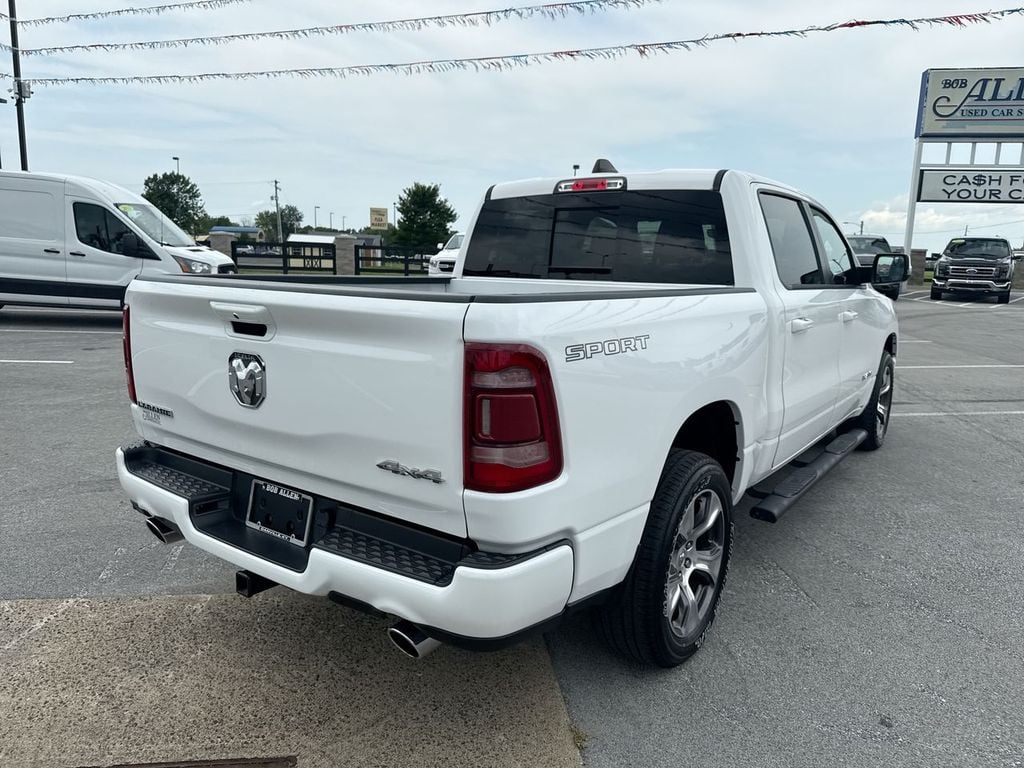Pre-Owned 2023 Ram 1500 Laramie - photo - 12