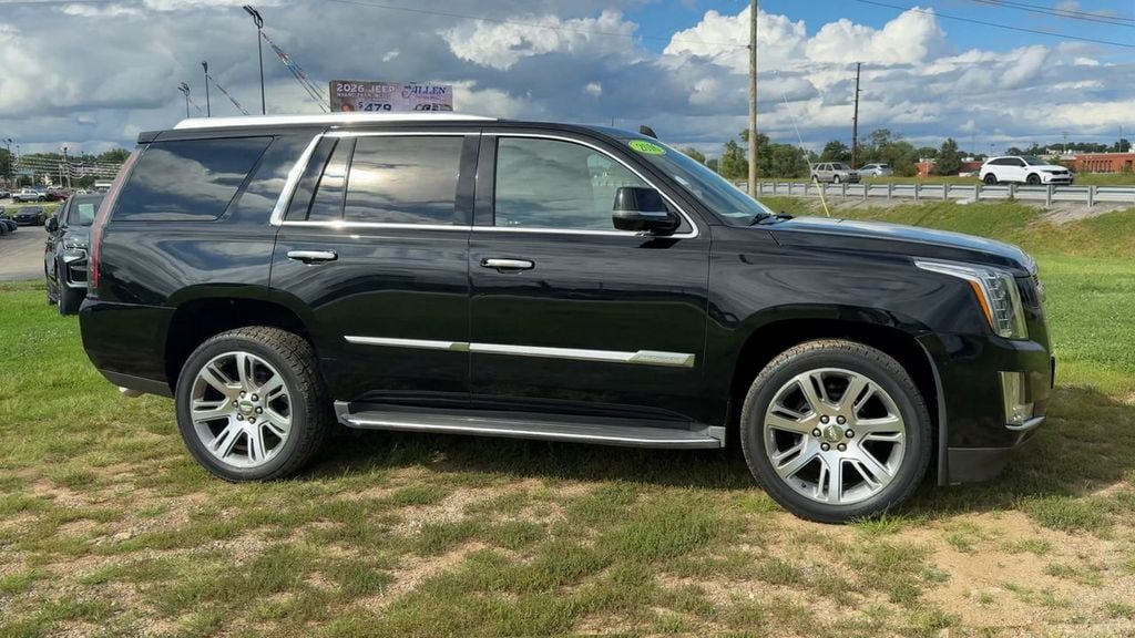 Pre-Owned 2016 Cadillac Escalade Luxury - photo - 7