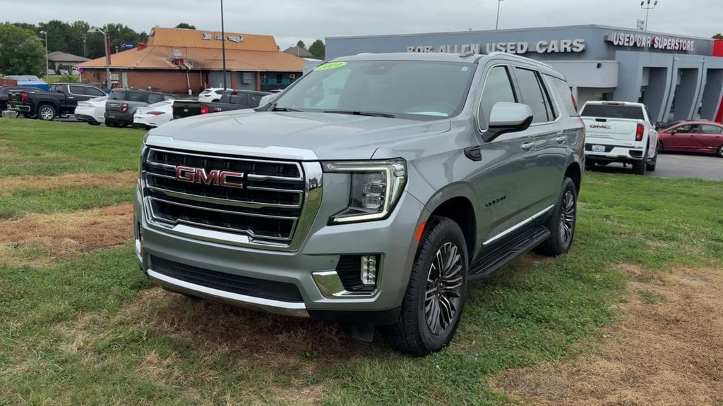Pre-Owned 2024 GMC Yukon SLT - photo - 1