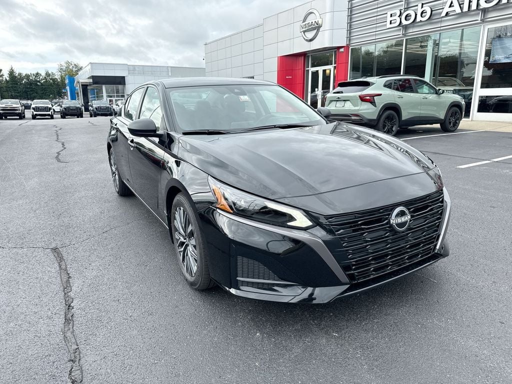 New 2026 Nissan Altima 2.5 SV - photo - 14