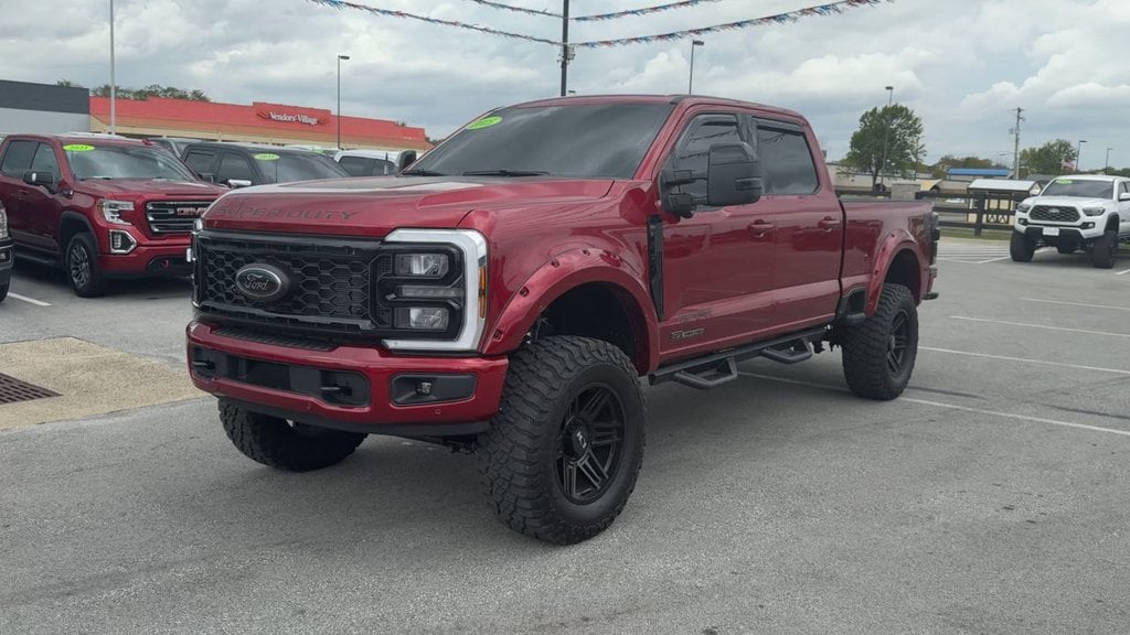 Pre-Owned 2025 Ford F-250SD Lariat - photo - 1