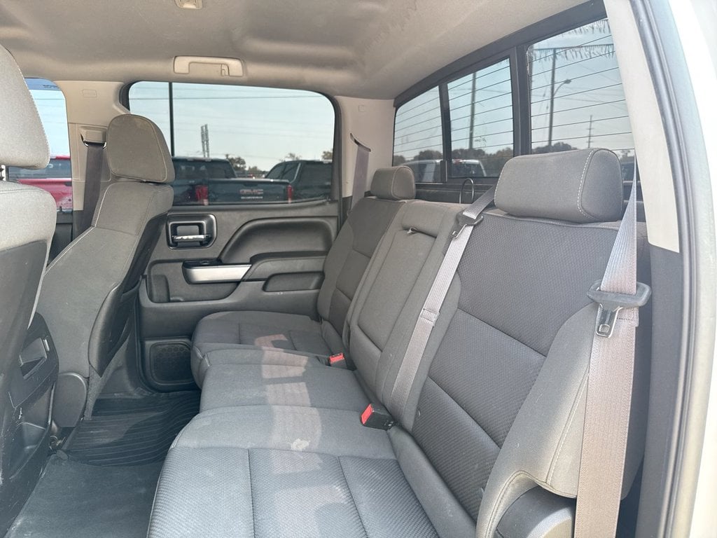 Pre-Owned 2015 Chevrolet Silverado 1500 LT - photo - 10