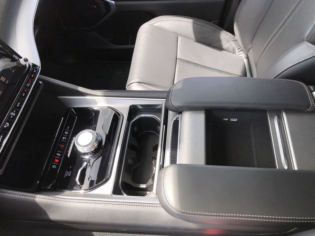 New 2026 Jeep Grand Wagoneer Limited Altitude - photo - 18