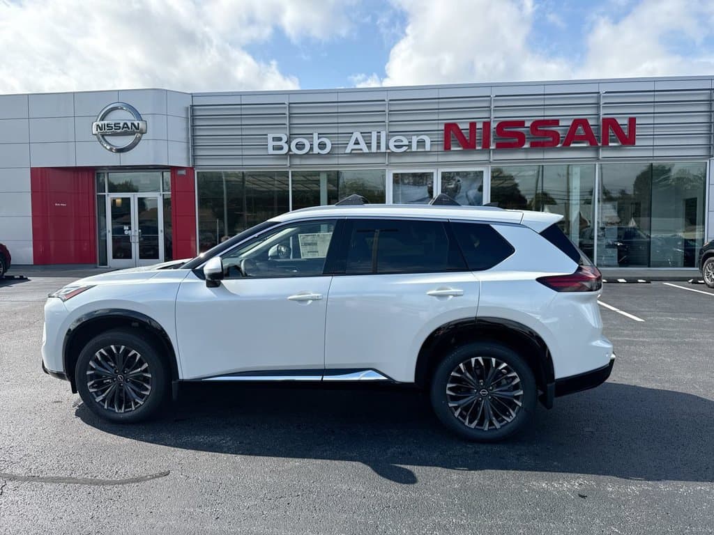 New 2026 Nissan Rogue Platinum - photo - 10