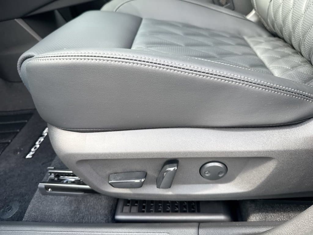 New 2026 Nissan Rogue Platinum - photo - 22