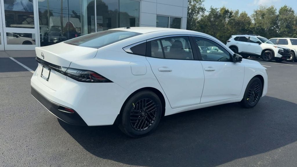 New 2027 Nissan Sentra SV - photo - 6