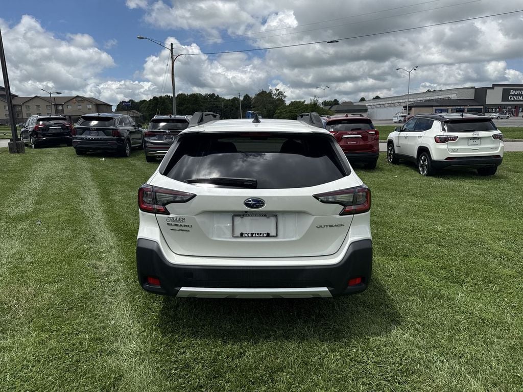 Pre-Owned 2024 Subaru Outback Limited - photo - 18