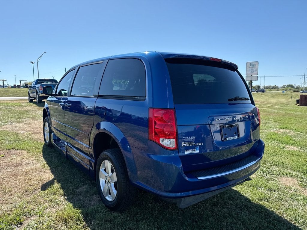 Pre-Owned 2013 Dodge Grand Caravan SE - photo - 3