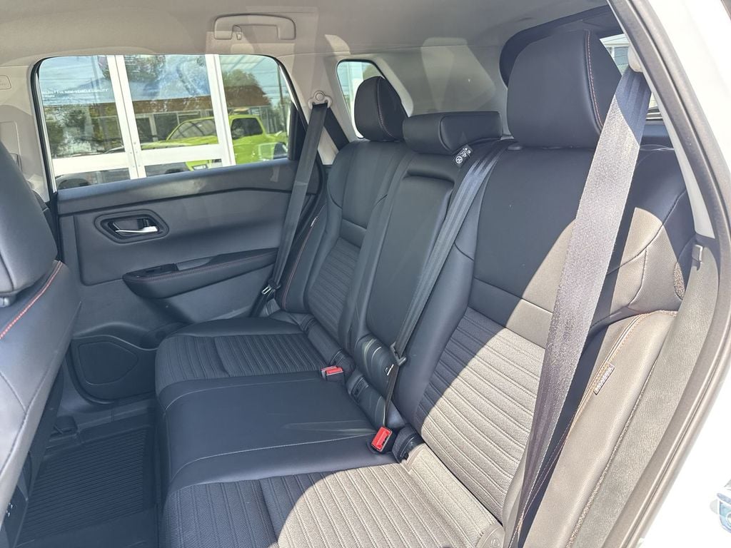New 2026 Nissan Rogue Rock Creek - photo - 19
