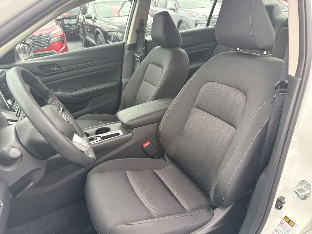 New 2026 Nissan Altima 2.5 SV - photo - 20