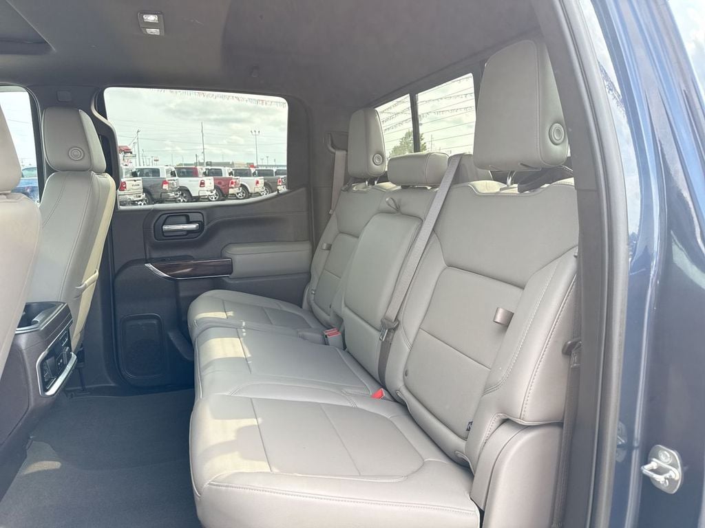 Pre-Owned 2019 GMC Sierra 1500 SLT - photo - 10