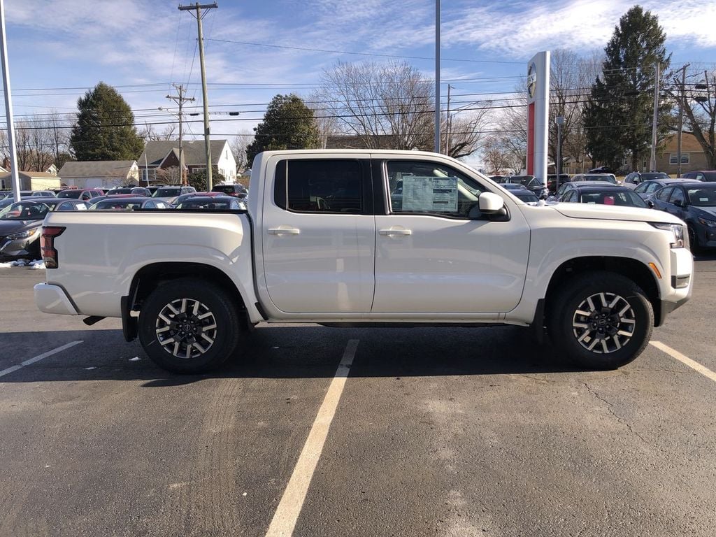 New 2026 Nissan Frontier SV - photo - 13