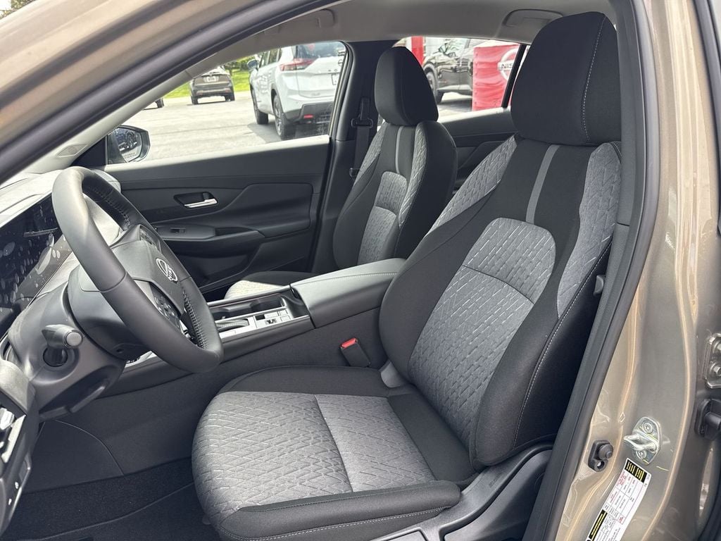 New 2026 Nissan Sentra SV - photo - 20