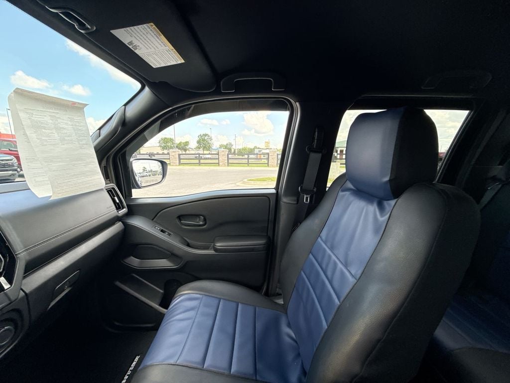 Pre-Owned 2026 Nissan Frontier SV - photo - 29