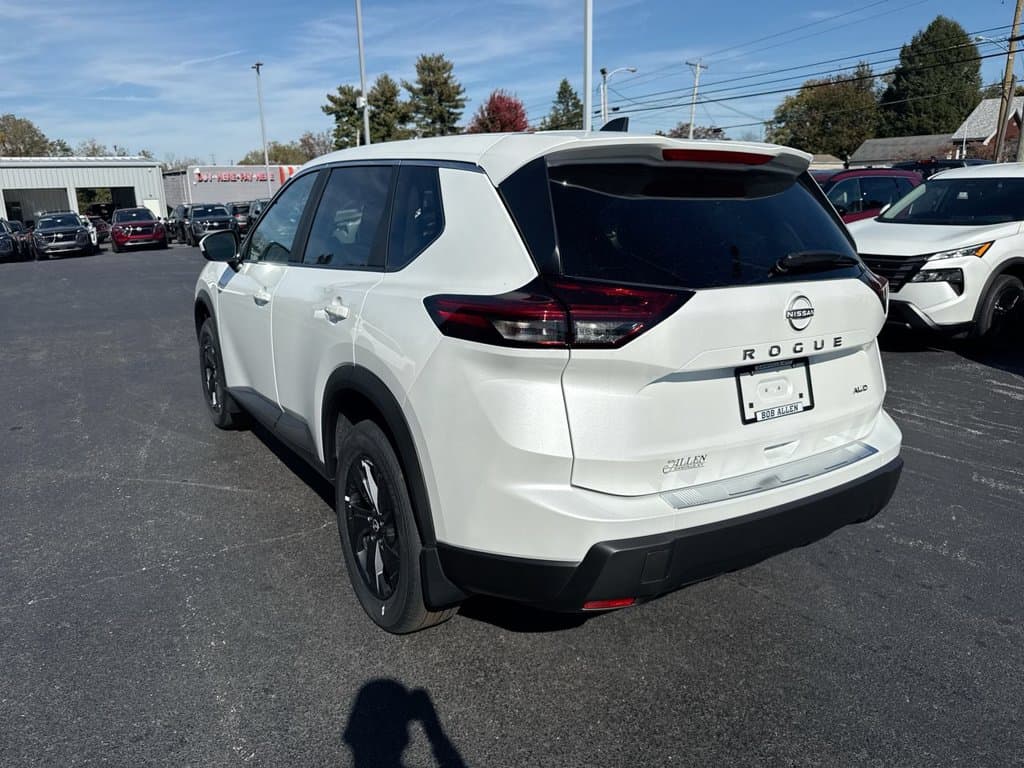 New 2026 Nissan Rogue SV - photo - 11