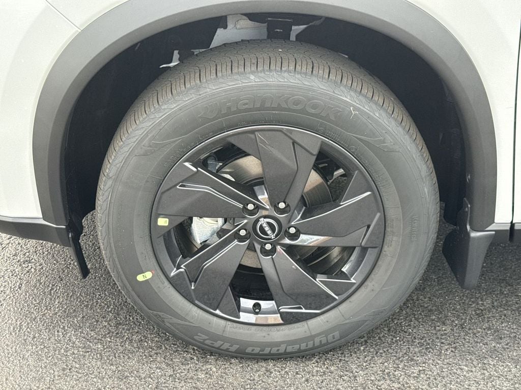 New 2026 Nissan Rogue SV - photo - 9