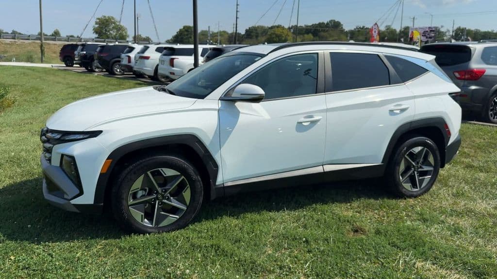 Pre-Owned 2025 Hyundai Tucson SEL Convenience - photo - 2
