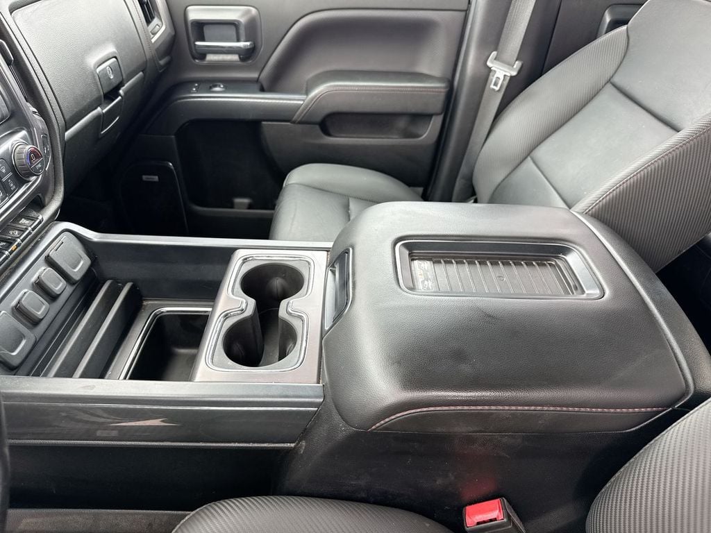 Pre-Owned 2018 GMC Sierra 2500HD SLT - photo - 16