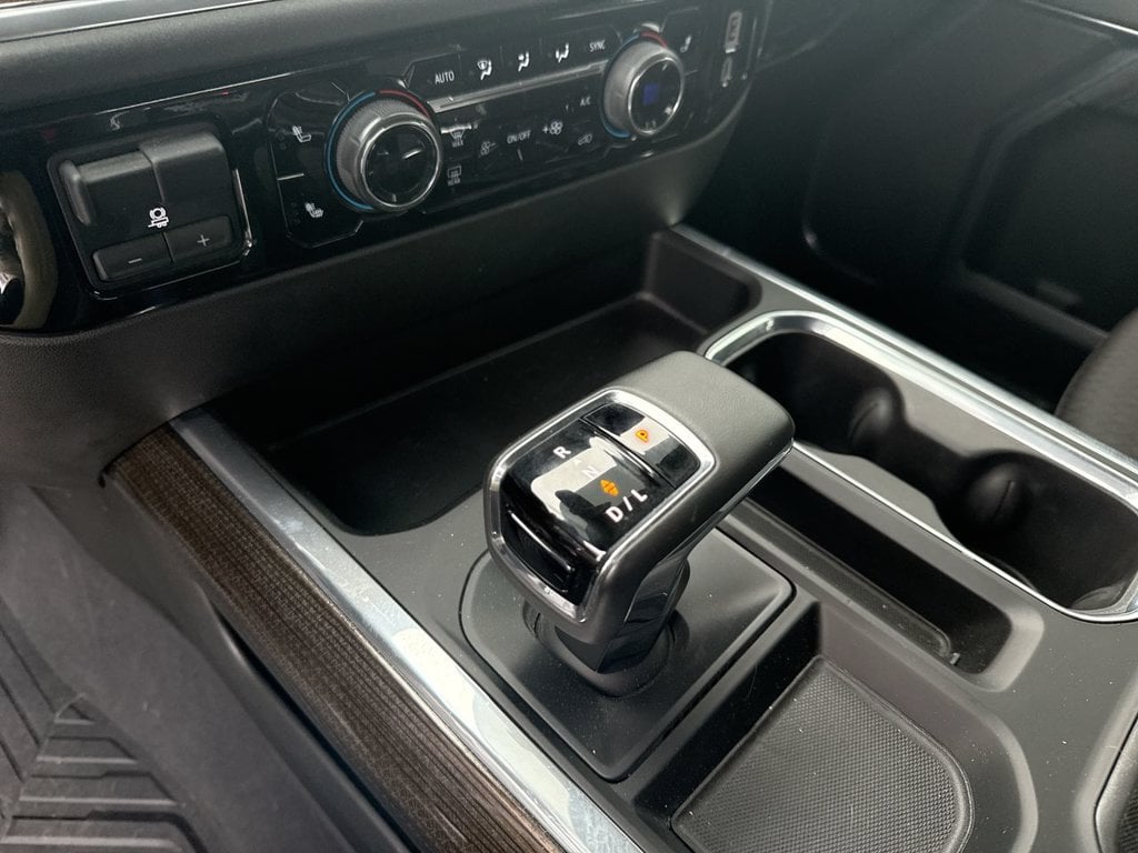 Pre-Owned 2024 Chevrolet Silverado 1500 RST - photo - 25