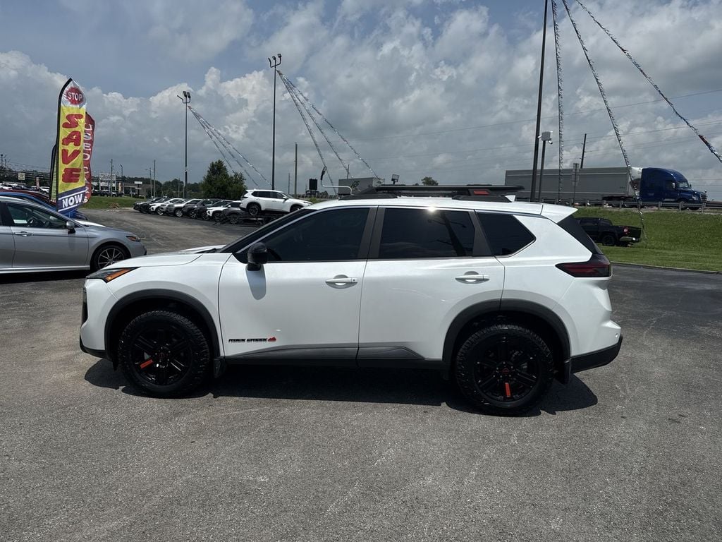 Pre-Owned 2025 Nissan Rogue Rock Creek - photo - 10