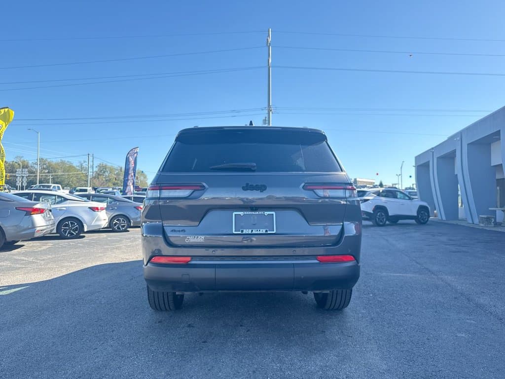 Pre-Owned 2026 Jeep Grand Cherokee L Limited - photo - 18