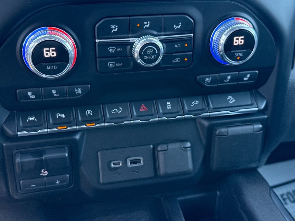 Pre-Owned 2021 GMC Sierra 1500 AT4 - photo - 29