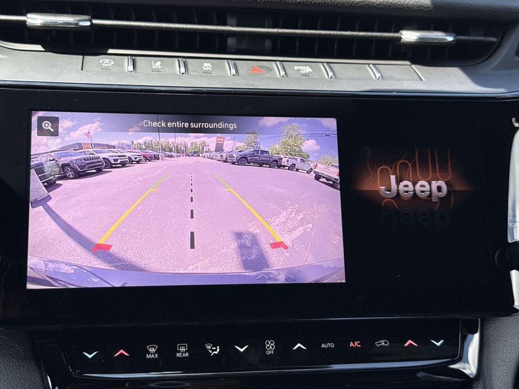 New 2026 Jeep Grand Cherokee L Altitude - photo - 29