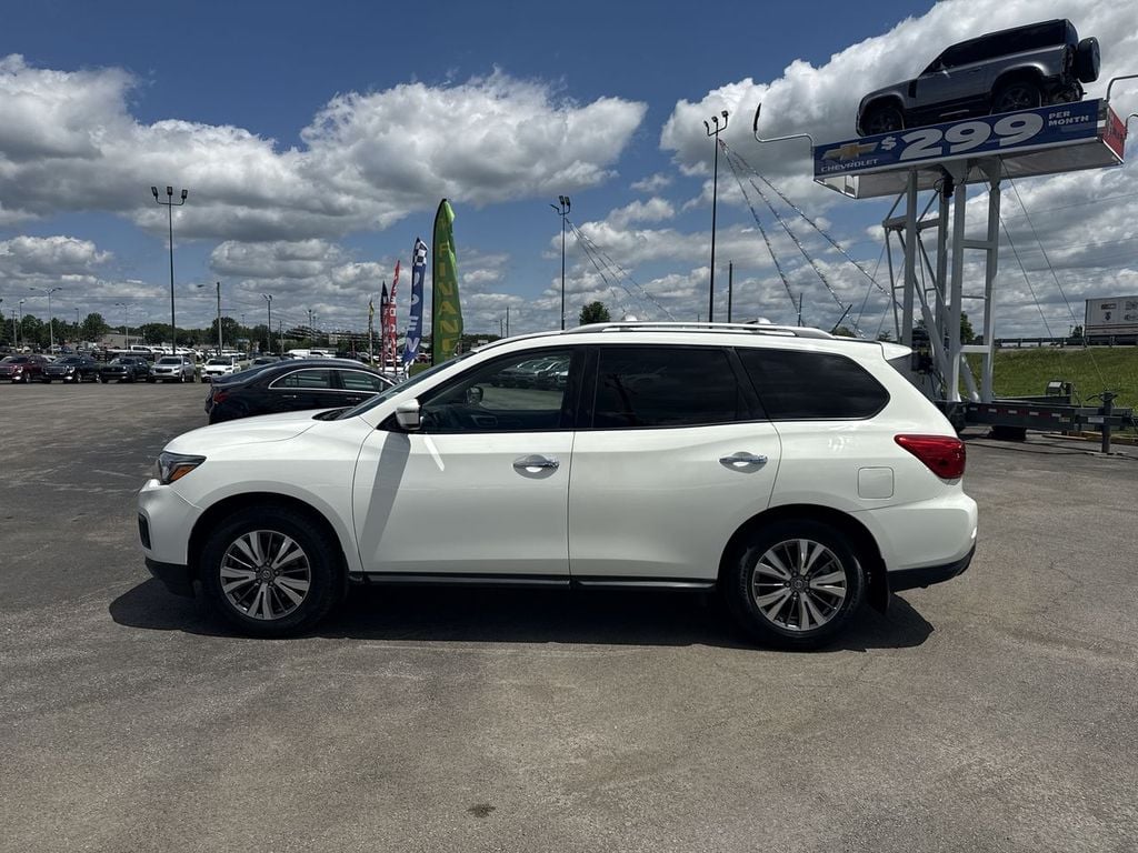 Pre-Owned 2018 Nissan Pathfinder S - photo - 10