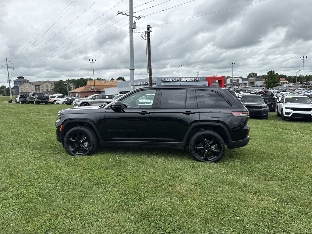 Pre-Owned 2025 Jeep Grand Cherokee Limited - photo - 10