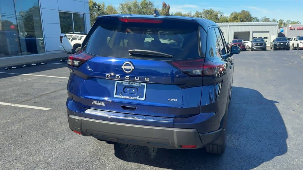 New 2026 Nissan Rogue SV - photo - 5