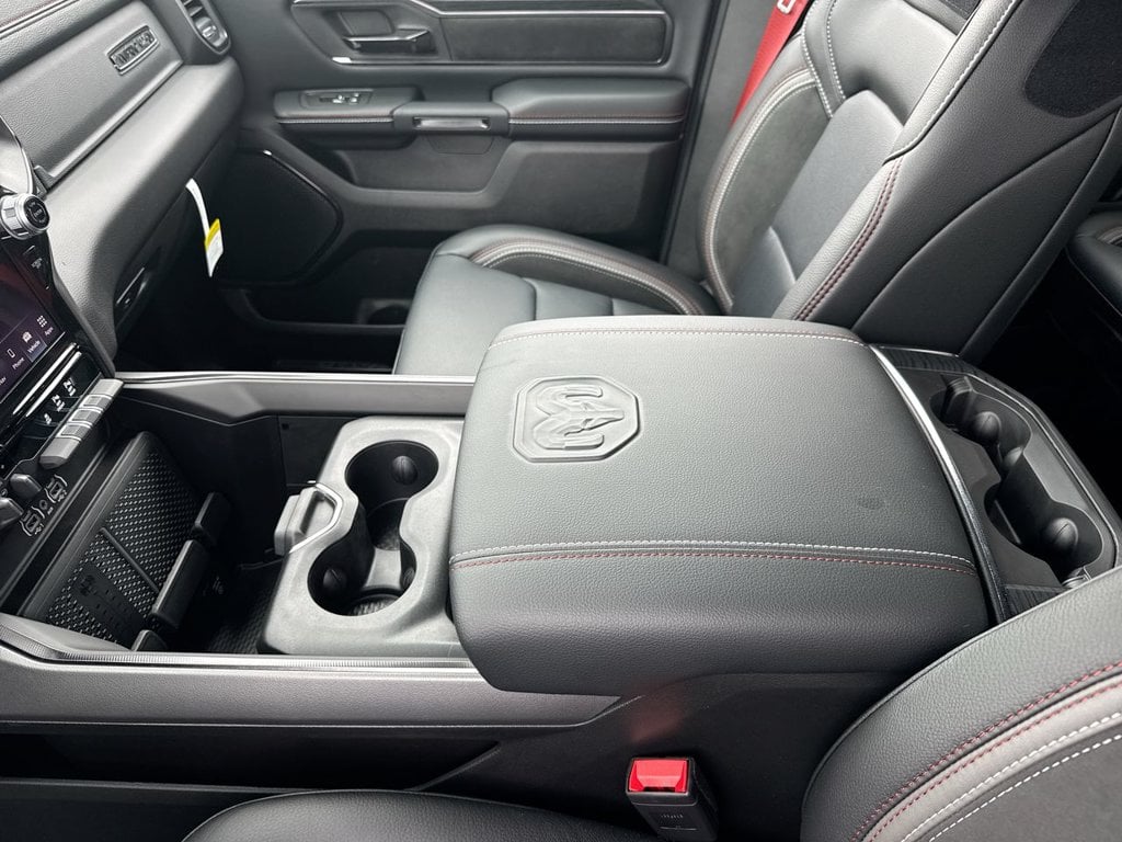 New 2026 Ram 1500 Laramie - photo - 24