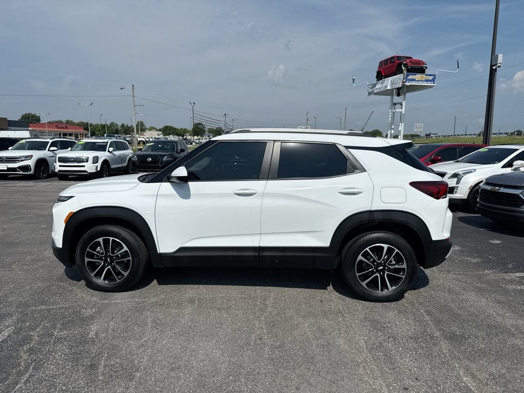 Pre-Owned 2024 Chevrolet TrailBlazer LT - photo - 10