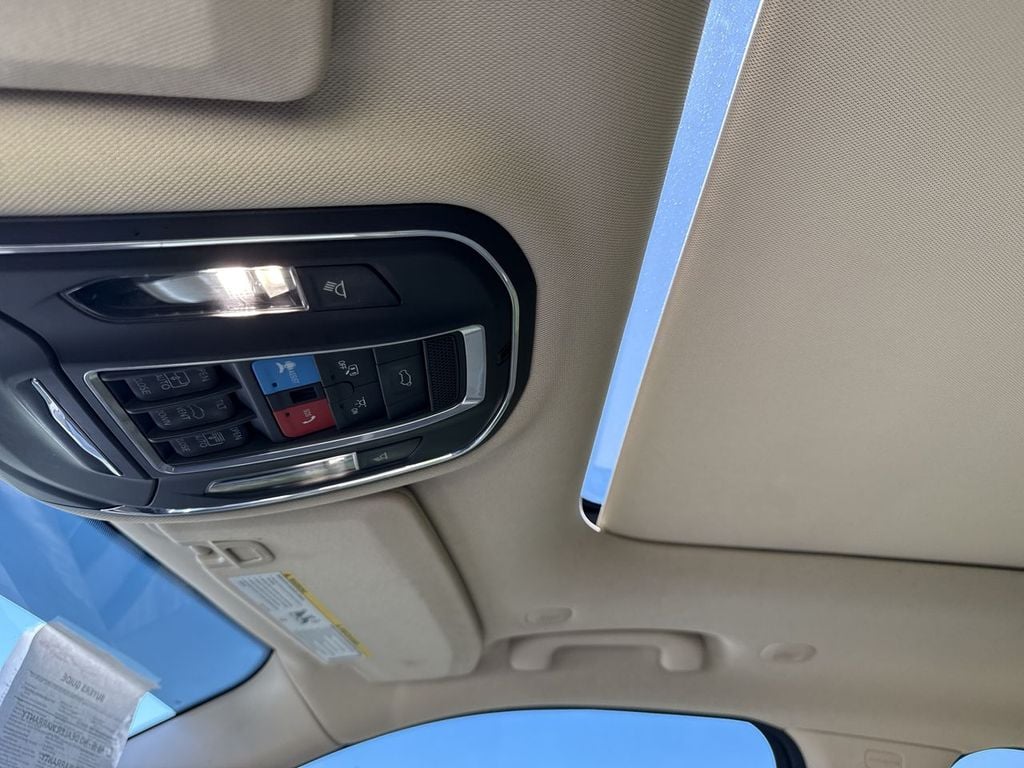 Pre-Owned 2022 Jeep Grand Cherokee L Limited - photo - 32