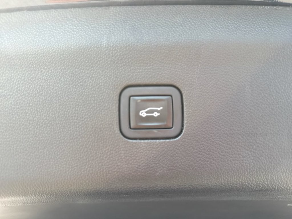Pre-Owned 2023 Buick Enclave Essence - photo - 17