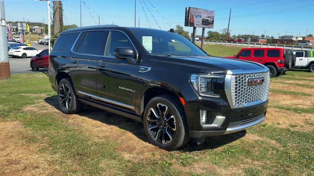 Pre-Owned 2023 GMC Yukon Denali - photo - 8