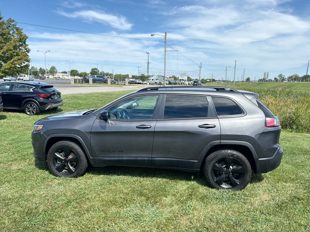 Pre-Owned 2022 Jeep Cherokee Latitude Lux - photo - 10